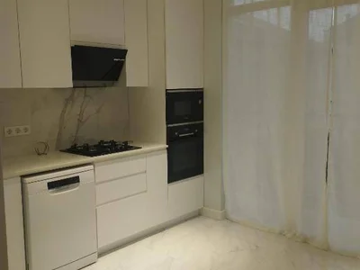 2-комнатная квартира, 65 м², Старый Батуми, $800