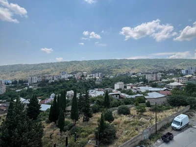 3-комнатная квартира в Тбилиси