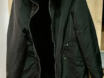 Куртка Zara размер m-l