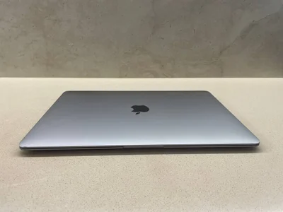 MacBook Air 2018 8/256GB