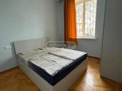 4 room Flat For Rent. Isani