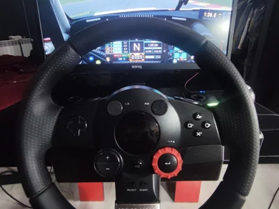 Logitech Driving Force GT