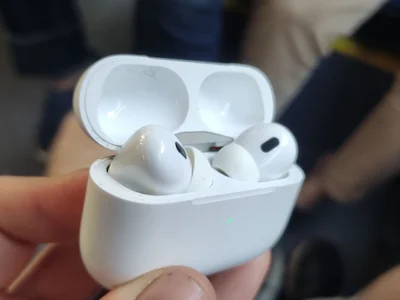 Наушники AirPods Pro 2
