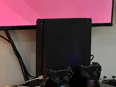 PlayStation 4 Slim