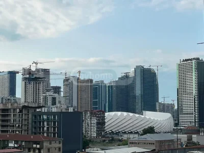 3-комнатная квартира в районе Багратиони
