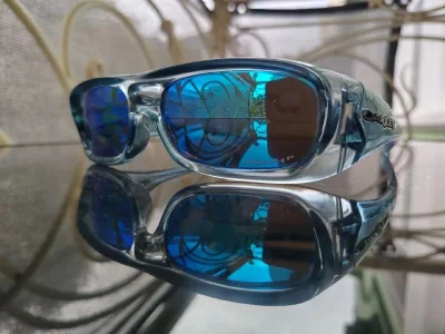 Очки Oakley
