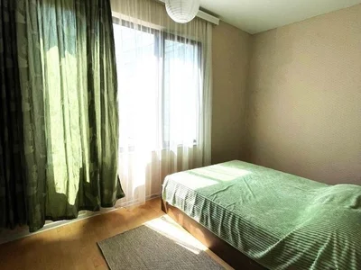 3-комнатная квартира 65 кв.м, $550