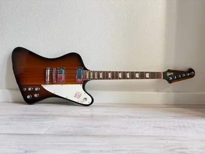 Gibson Firebird V 2012 + accessories