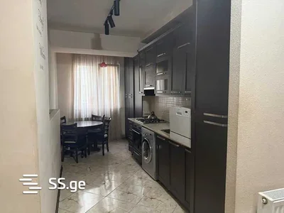 3 room Flat For Rent. Vake