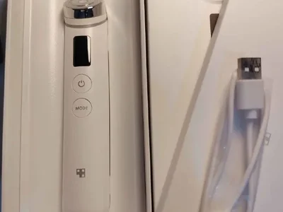 Medicube AGE-R Booster Pro Белый