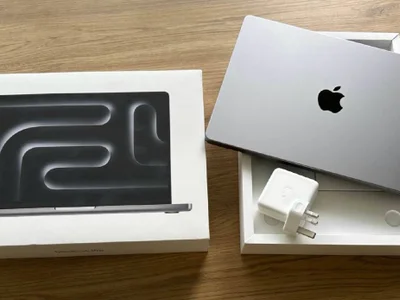 Apple MacBook Pro 14 дюймов (2023 г.)