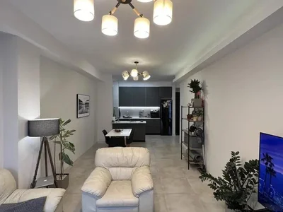 Ул. Нино Жвания, 45: 2-комнатная, 70,0 м²
