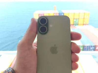 Iphone 17 (256гб) + Apple Watch Series 8 (32гб)