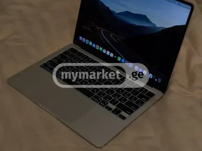 MacBook Air 13 M4 2025 Starlight