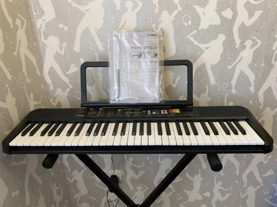 Синтезатор Yamaha PSR-F52