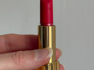 Помада Chanel Rouge Allure Velvet 47 Flamboyante