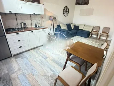 2-комн. квартира, 40 кв.м, $600