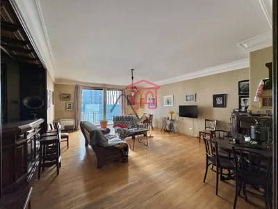 5-комнатная квартира, 207 м², Сабуртало, $300000