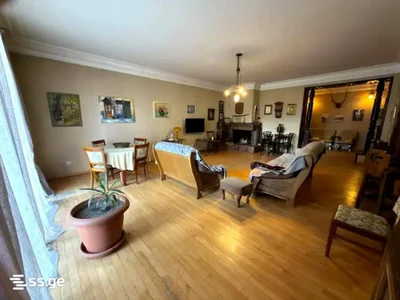 5 room Flat For Sale. Saburtalo