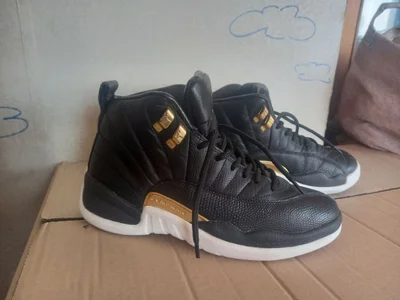 Кроссовки Nike 37,5 размер