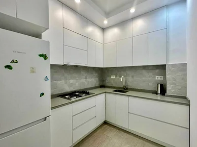 Долгосрочная аренда 2-комнатной квартиры в Rustaveli District