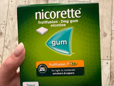 Никотиновые жевачки Nicorette 2mg
