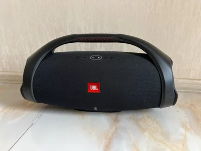 JBL Boombox 2
