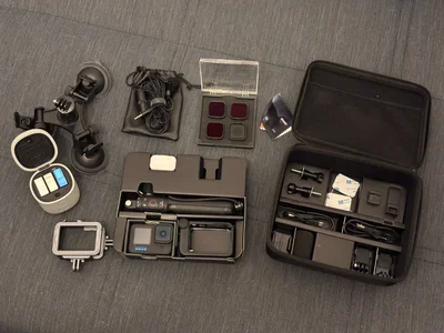GoPro HERO11 Black Creator Edition с аксессуарами