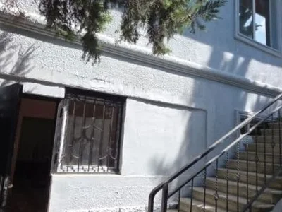 9 room Hotel For Rent. Samgori