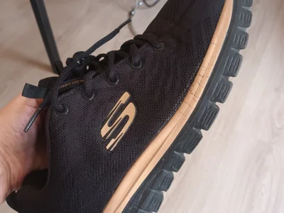 Кроссовки Skechers размер 41