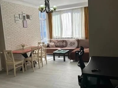 3-комнатная квартира в Химшиашвилиском районе