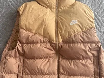 Жилетка Nike оригинал размер L