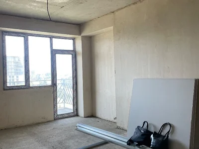 Коммерческое помещение на კახეთის გზატკეცილი Mesame masivi