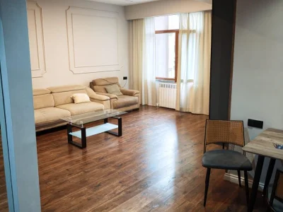 Ул. Эквиме Такаишвили, 5/7/9/11: 3-комнатная, 80.0 м²