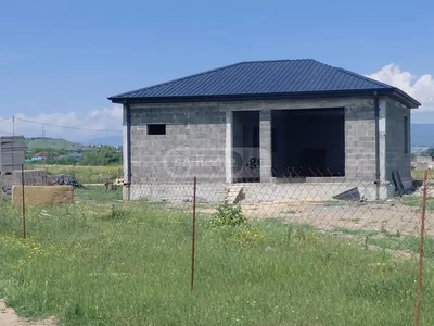 Частный дом, 4 комнаты. Поничала