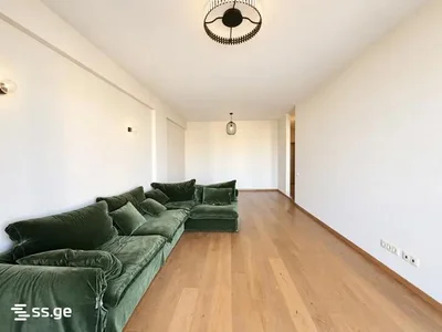 Паркинг на Kartozia St 10 Saburtalo