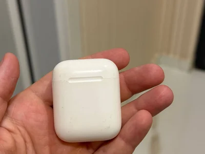AirPods 2