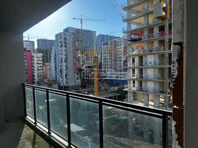 2-комнатная квартира, 57.4 кв.м на ул. Ангиса, 29