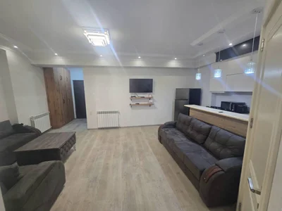 2+1, Давида Мамуладзе 1, 70 м², $700