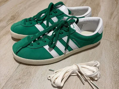 Оригинальные кроссовки Adidas