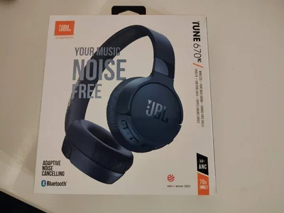 JBL Tune 670