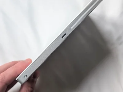 Apple Magic Trackpad 2