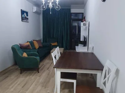 3 комнаты, 2 спальни, $600/мес
