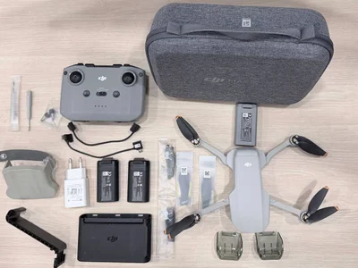 Квадрокоптер DJI Mini 2 с комплектом аксессуаров