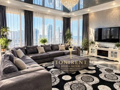 5-комнатная квартира 200 м² на ул. Джавахишвили, $1700