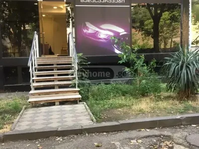Коммерческое помещение 125 кв.м на улице Цинцадзе