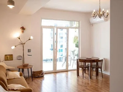 Илия Чавчавадзе пр-т, 49б: 3-комнатная, 94.0 м²