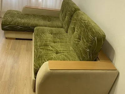 Диван