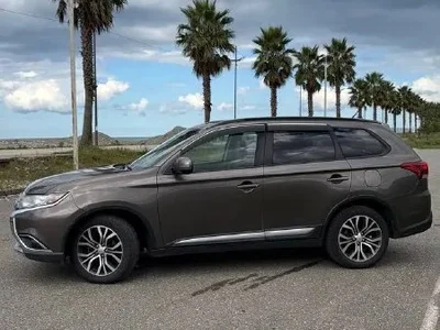 Mitsubishi Outlander SEL 2016