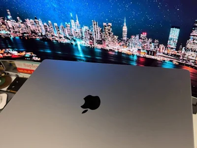 MacBook M1 Pro 16" (16/512GB)